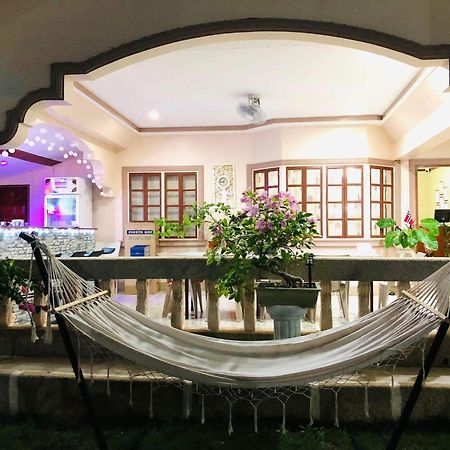 Dreamcatcher Hostel Moalboal Ngoại thất bức ảnh