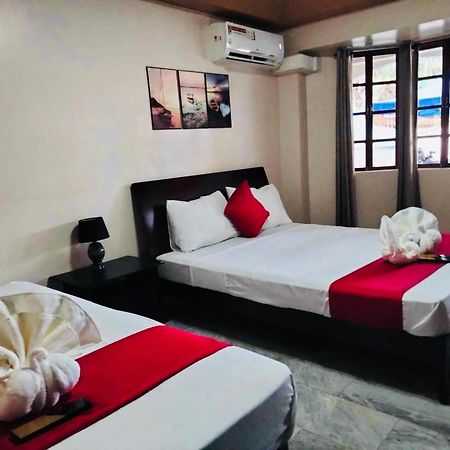 Dreamcatcher Hostel Moalboal Ngoại thất bức ảnh