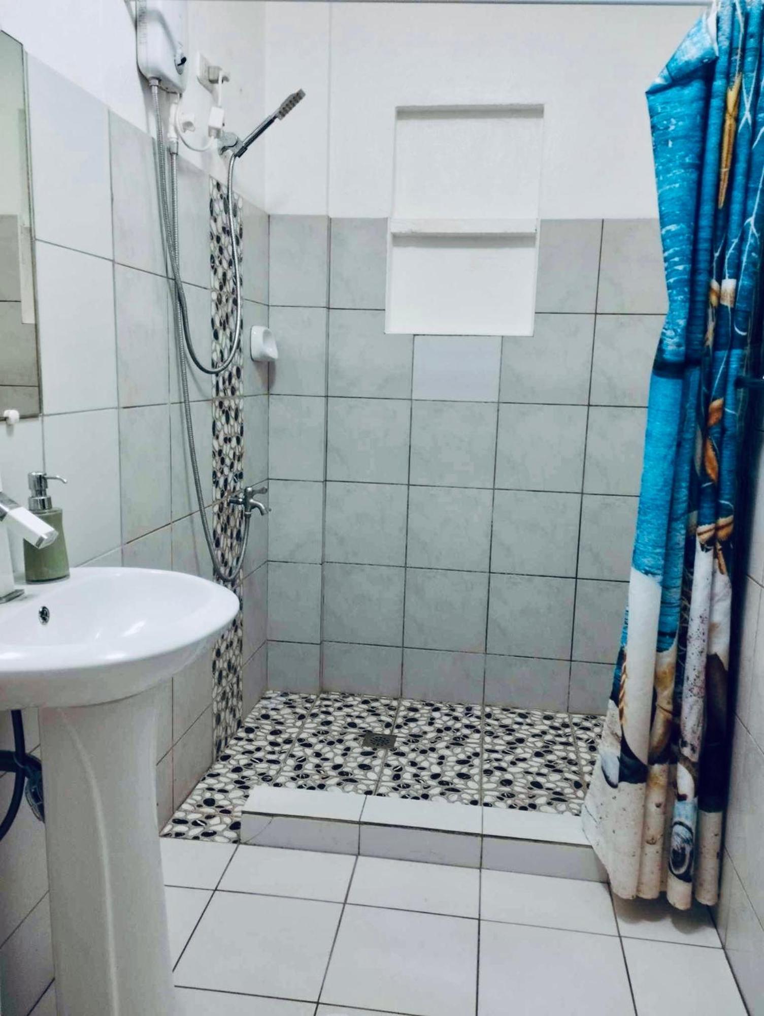 Dreamcatcher Hostel Moalboal Ngoại thất bức ảnh