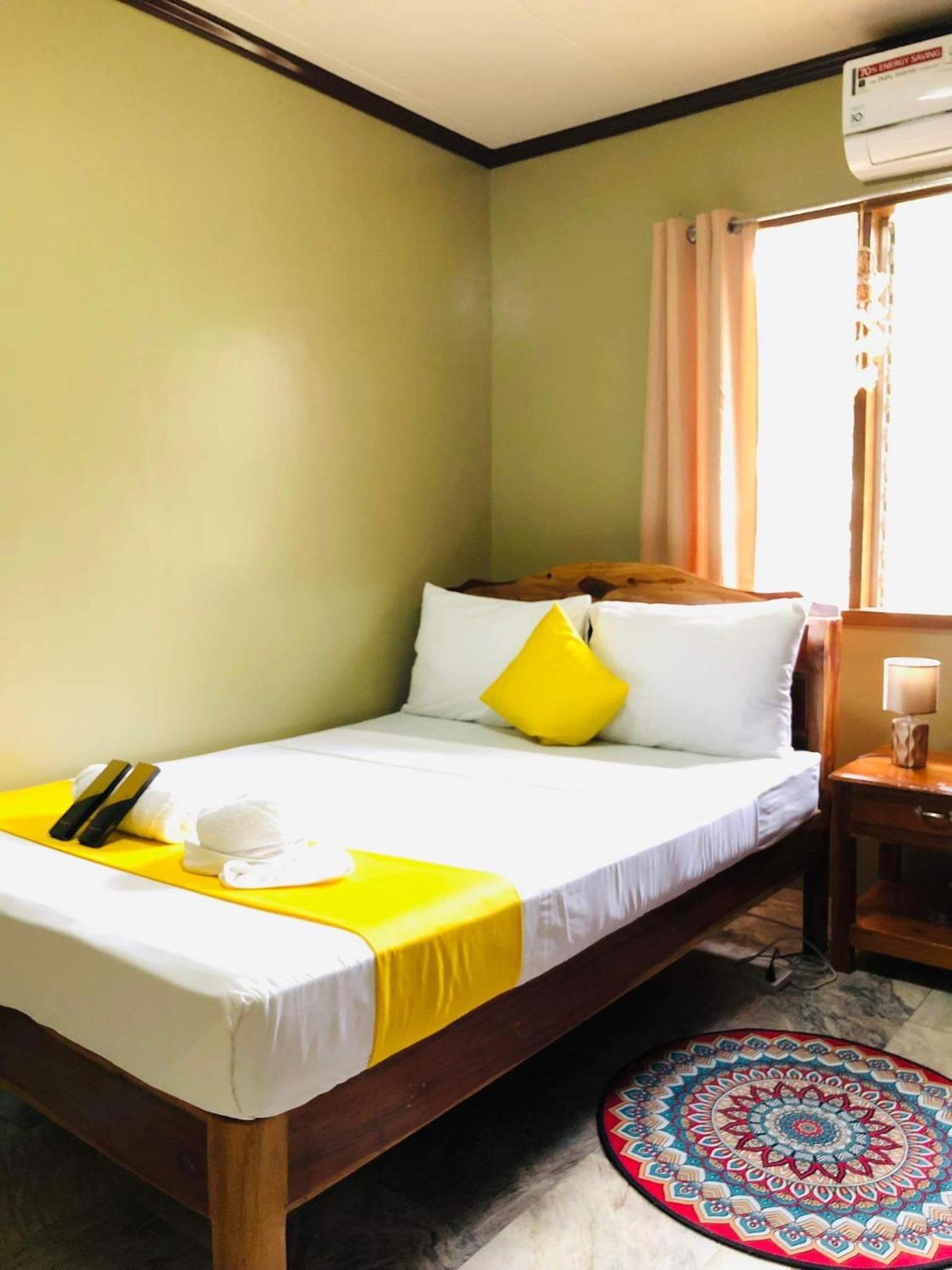 Dreamcatcher Hostel Moalboal Ngoại thất bức ảnh